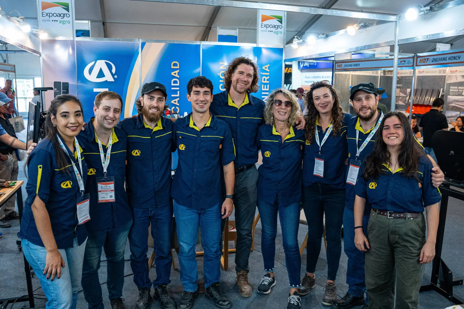 Equipo de Aran en su stand de Expoagro 2026
